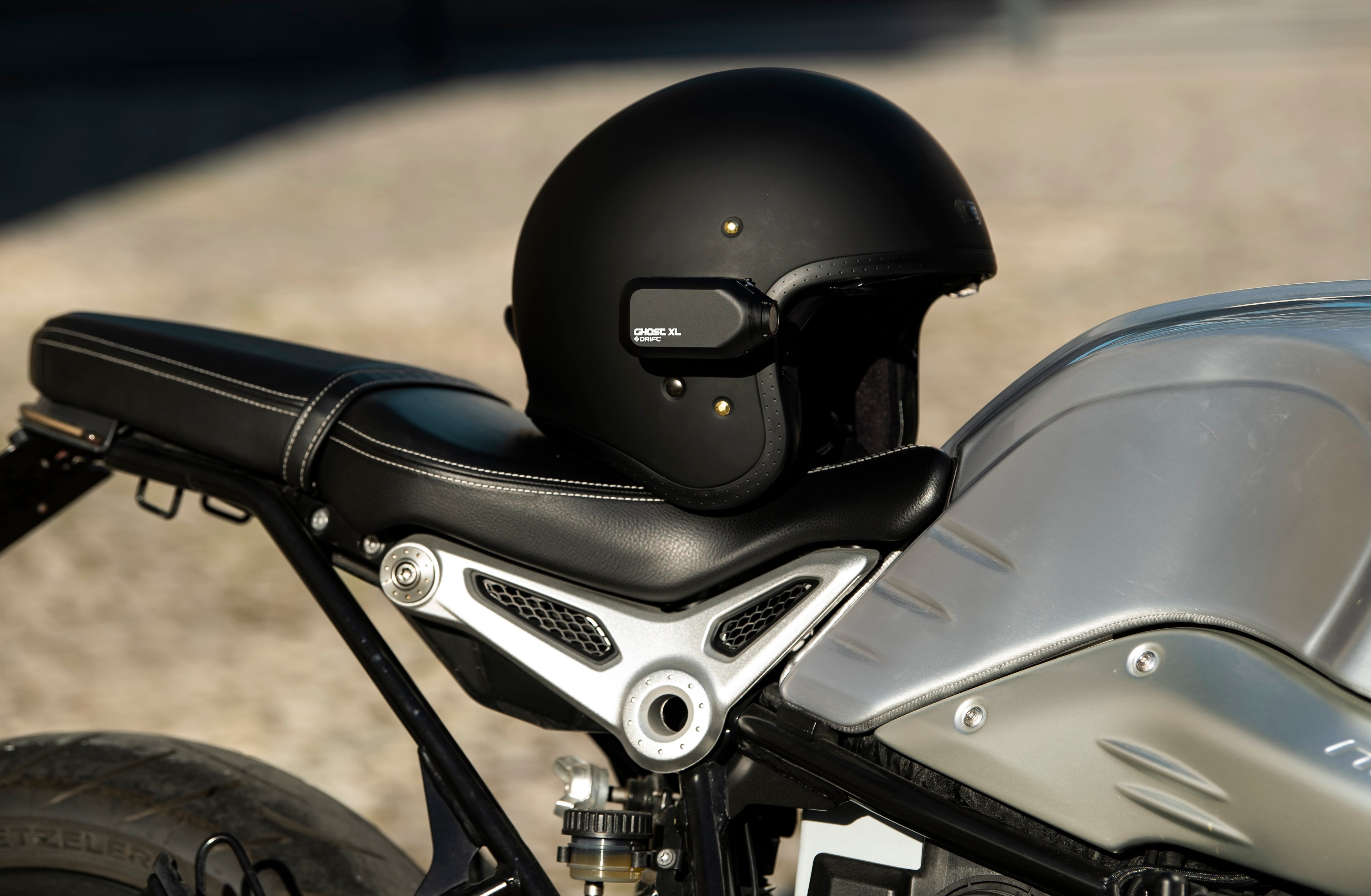 Drift Adhesive Mount Kit